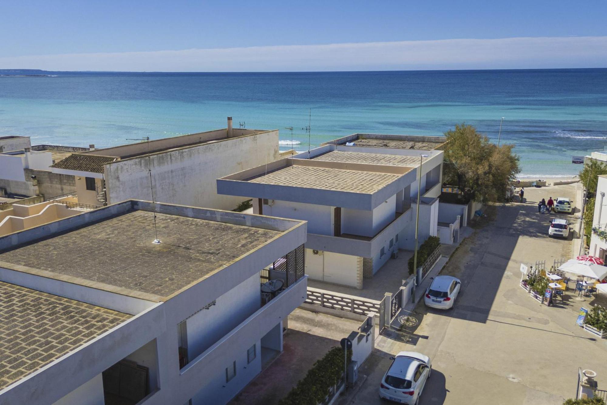 Torre Lapillo Apartment Sea View - Happy Rentals Porto Cesareo Exterior photo